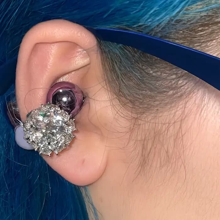 Can You Wear Open Ear Headphones with Glasses